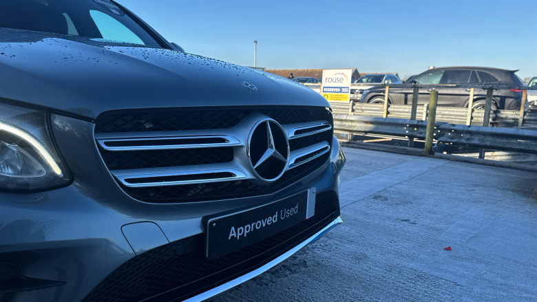 Mercedes-Benz GLC 250 4Matic AMG Line Premium 5dr 9G-Tronic Petrol Estate